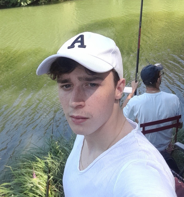 Profil de Cosmo, 18 ans, Sex à Namur