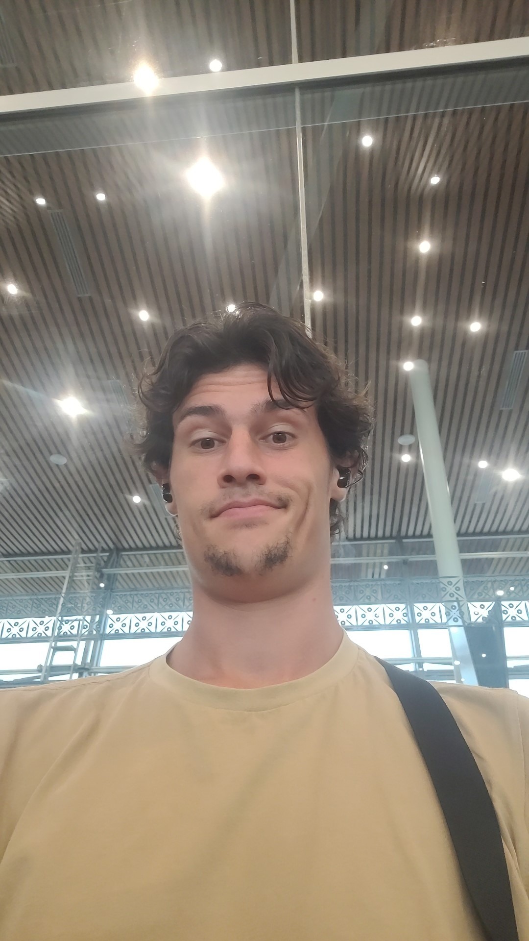 Profil de Yrieix, 26 ans, Sex à Saint-Eustache