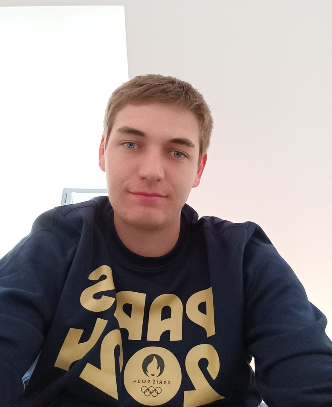 Profil de Nathan, 23 ans, Sex à Rollet