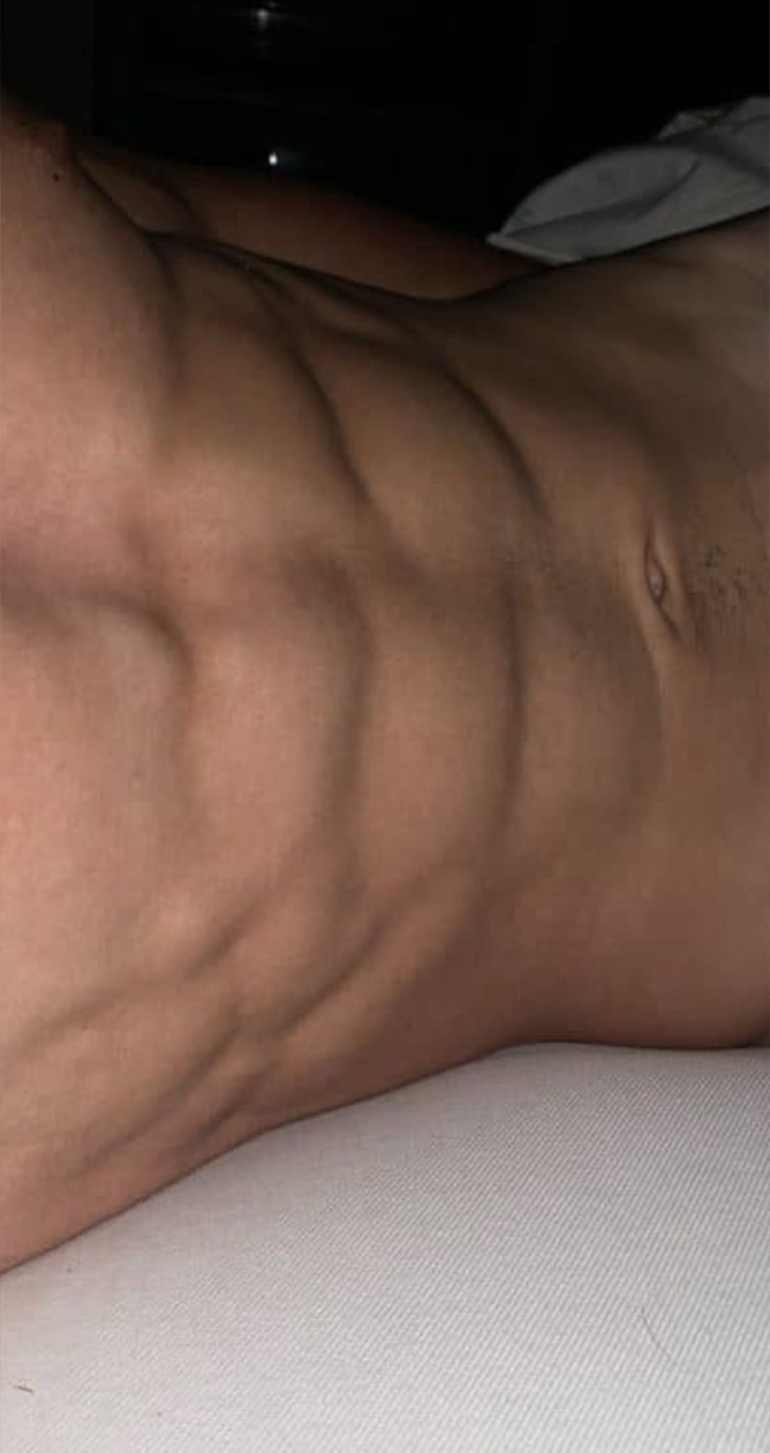 Profil de Houdaifa, 23 ans, Sex à Compton