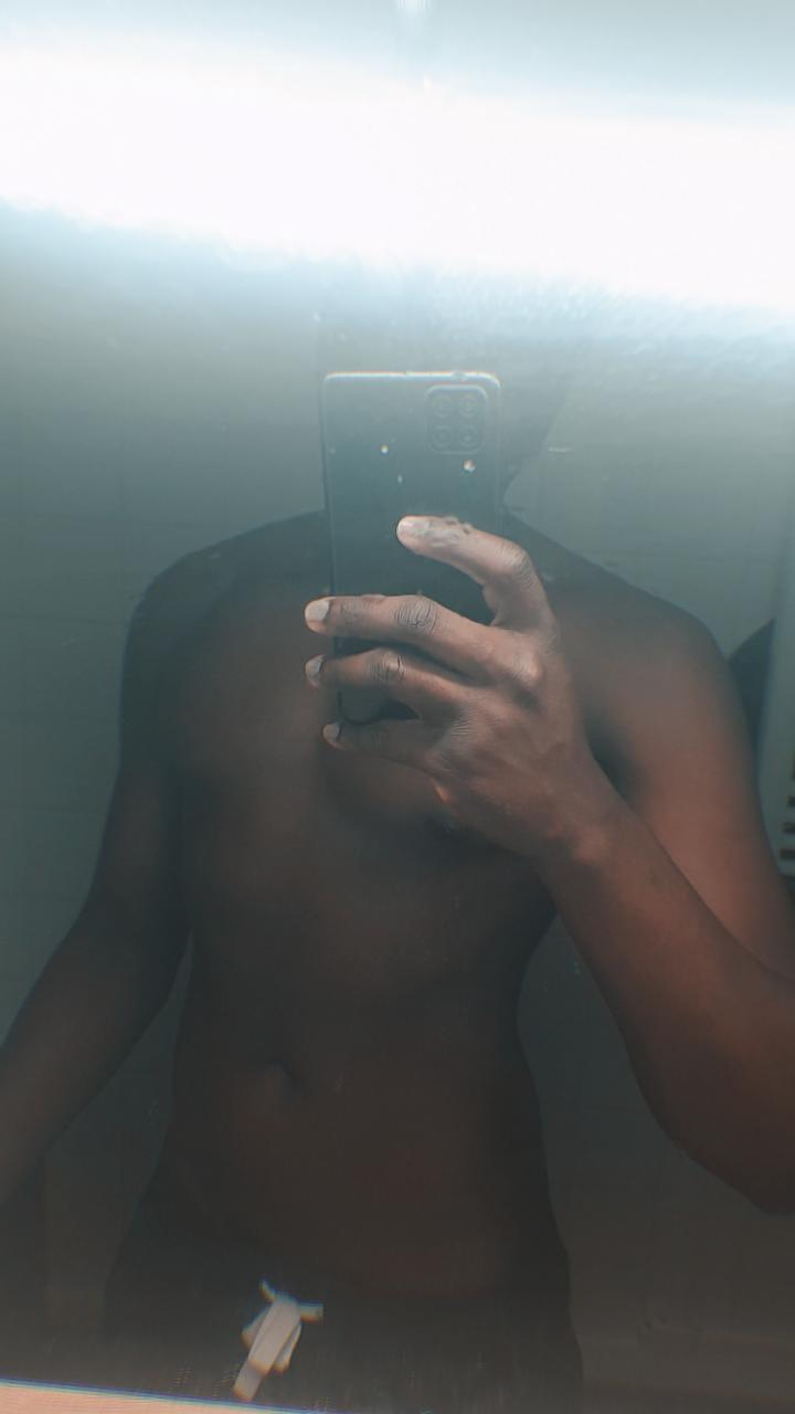 Profil de Childeric, 18 ans, Sex à Sainte-Béatrix