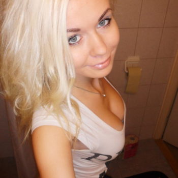 Profil de Lilas-rose, 26 ans, Sex à Frobisher